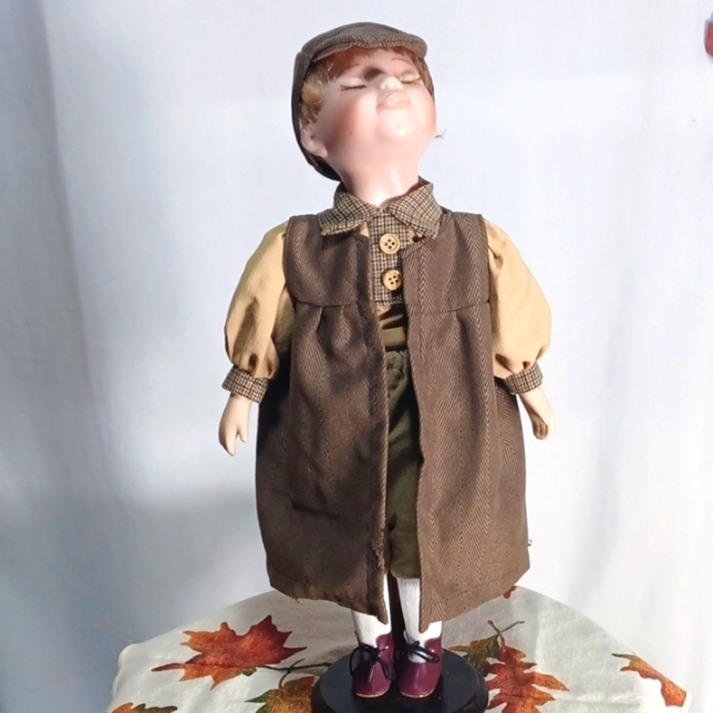 Porcelain doll"waiting for a kiss" created by Ozarks craftsman 17 in. Tall